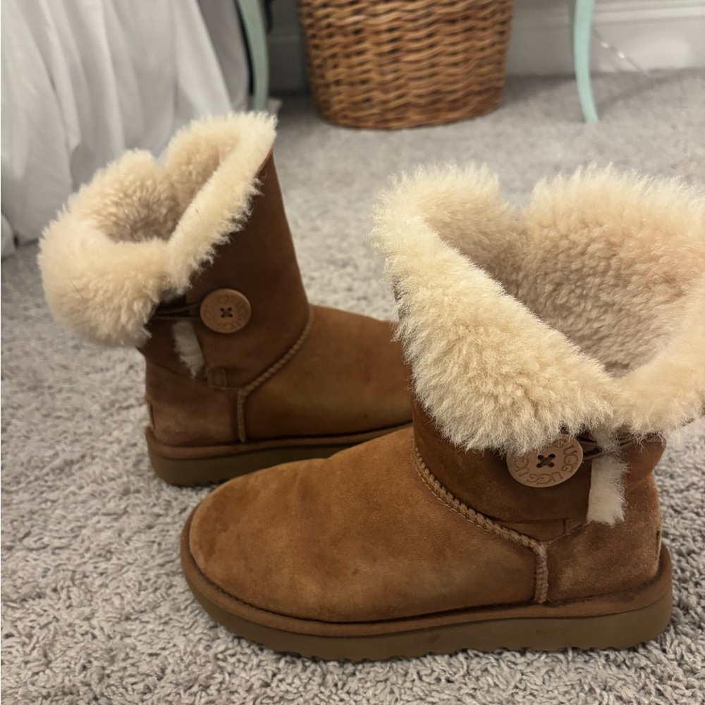 Uggs Size 7